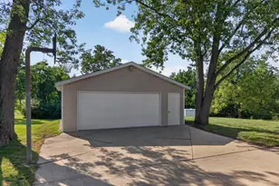 984 Pomeroy St, Marseilles, IL 61341 - Photo 37