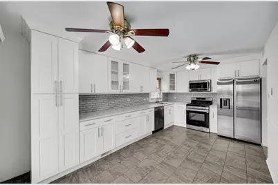 7506 W 83rd Place, Bridgeview, IL 60455 - Photo 13