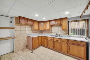 7506 W 83rd Pl, Bridgeview, IL 60455 - Photo 27
