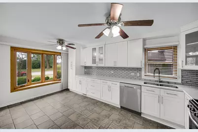 7506 W 83rd Place, Bridgeview, IL 60455 - Photo 11