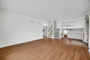 7506 W 83rd Pl, Bridgeview, IL 60455 - Photo 9