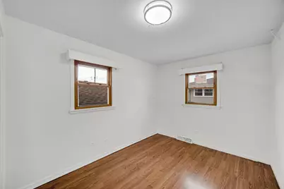 7506 W 83rd Place, Bridgeview, IL 60455 - Photo 17