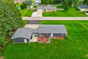 5564 S Greenland Dr, Rochelle, IL 61068 - Photo 25