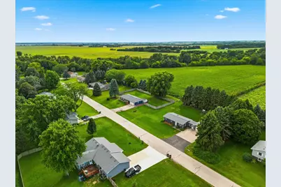 5564 S Greenland Drive, Rochelle, IL 61068 - Photo 27