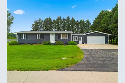 5564 S Greenland Drive, Rochelle, IL 61068 - Photo 1