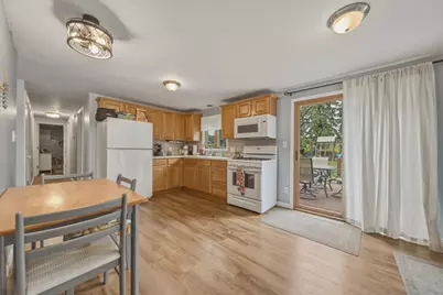 5564 S Greenland Drive, Rochelle, IL 61068 - Photo 7