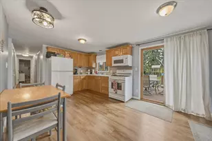 5564 S Greenland Dr, Rochelle, IL 61068 - Photo 7