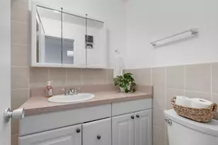 737 Ridge Ave, Evanston, IL 60202 - Photo 11
