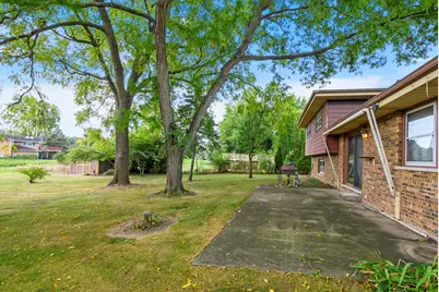 8540 Candlelight Drive E, Willow Springs, IL 60480 - Photo 27