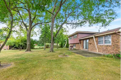 8540 Candlelight Drive E, Willow Springs, IL 60480 - Photo 29
