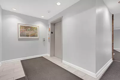 9240 Gross Point Road #410, Skokie, IL 60077 - Photo 19