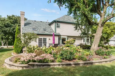 5903 Bentley Avenue, Willowbrook, IL 60527 - Photo 25