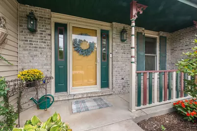 5903 Bentley Avenue, Willowbrook, IL 60527 - Photo 3