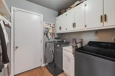 5903 Bentley Avenue, Willowbrook, IL 60527 - Photo 13