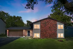 504 Nassau Ave, Bolingbrook, IL 60440 - Photo 1