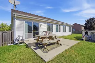 168 W Meadow Dr, Cortland, IL 60112 - Photo 25