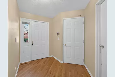 755 W Happfield Drive, Arlington Heights, IL 60004 - Photo 3