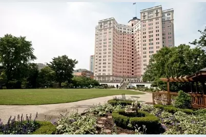 5555 N Sheridan Road #515, Chicago, IL 60640 - Photo 1