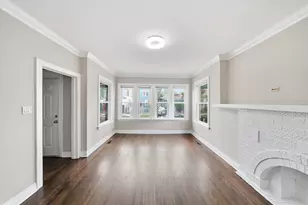 6318 S Fairfield Ave, Chicago, IL 60629 - Photo 5