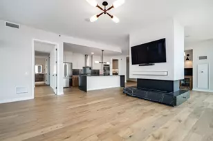 1114 W Carroll Ave, Chicago, IL 60607 - Photo 9