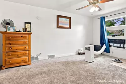 106 W State Road, Island Lake, IL 60042 - Photo 51