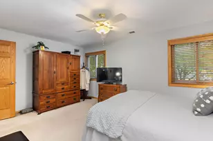 610 Berkley Ct, Schaumburg, IL 60194 - Photo 15