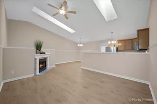 1519 Stonefield Dr, Dekalb, IL 60115 - Photo 3