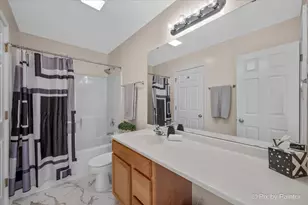 1519 Stonefield Dr, Dekalb, IL 60115 - Photo 7