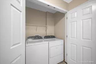 1519 Stonefield Dr, Dekalb, IL 60115 - Photo 13
