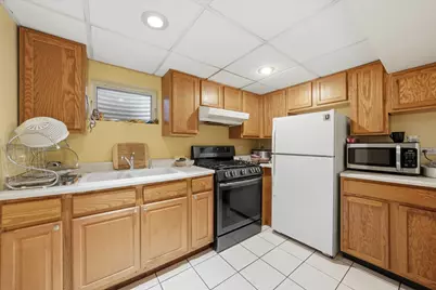 6237 S Tripp Avenue, Chicago, IL 60629 - Photo 11