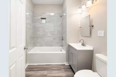 4637 W McLean Avenue, Chicago, IL 60639 - Photo 17