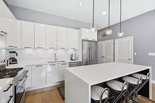 1611 N Hermitage Ave, Chicago, IL 60622 - Photo 5