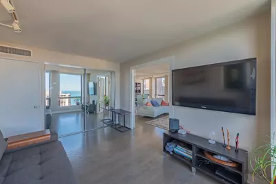 260 E Chestnut Street #3902, Chicago, IL 60611 - Photo 5