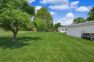 137 Chippewa Dr, Loda, IL 60948 - Photo 37