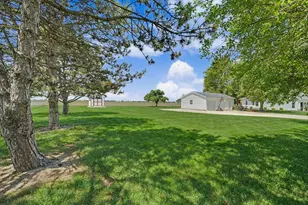 137 Chippewa Dr, Loda, IL 60948 - Photo 35