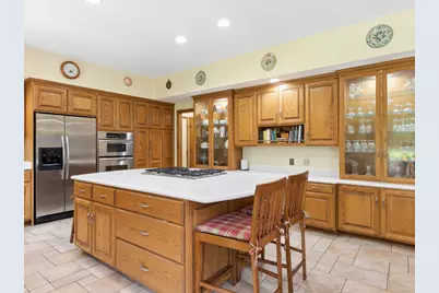 130 N Buckingham Drive, Sugar Grove, IL 60554 - Photo 9