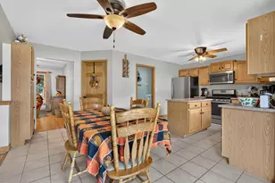 706 Country Squire Ct, Morris, IL 60450 - Photo 9
