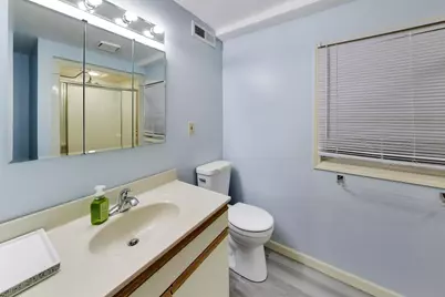 2172 N Queensburg Lane, Palatine, IL 60074 - Photo 25