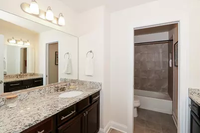 315 W Franklin Street, Wheaton, IL 60187 - Photo 27