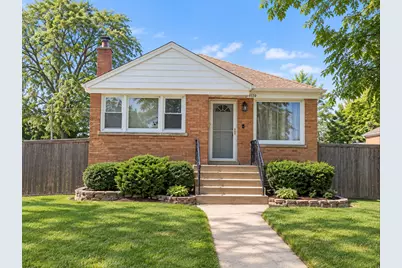 1120 Marshall Avenue, Bellwood, IL 60104 - Photo 1