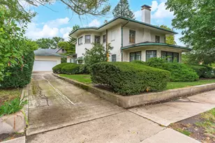 100 N Walnut St, Pontiac, IL 61764 - Photo 3