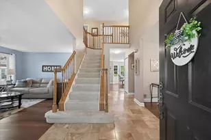 789 Warwick Ln, Lake Zurich, IL 60047 - Photo 5
