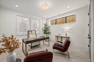 2214 W Oakdale Ave, Chicago, IL 60618 - Photo 37