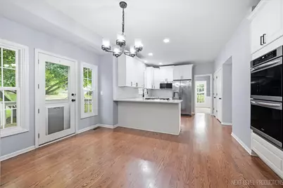 39W832 Carl Sandburg Road, Saint Charles, IL 60175 - Photo 9