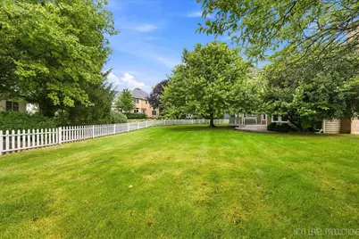 39W832 Carl Sandburg Road, Saint Charles, IL 60175 - Photo 41