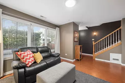 1192 Clarence Avenue #18, Oak Park, IL 60304 - Photo 3