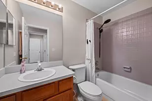 1343 Ridgefield Cir, Carol Stream, IL 60188 - Photo 15