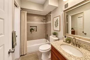 9530 Lamon Ave, Skokie, IL 60077 - Photo 19