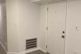 2925 N Sacramento Ave, Chicago, IL 60618 - Photo 7