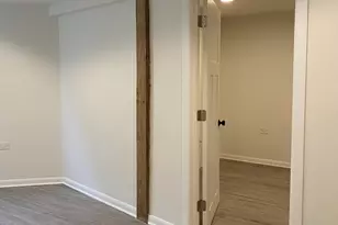 2925 N Sacramento Ave, Chicago, IL 60618 - Photo 9
